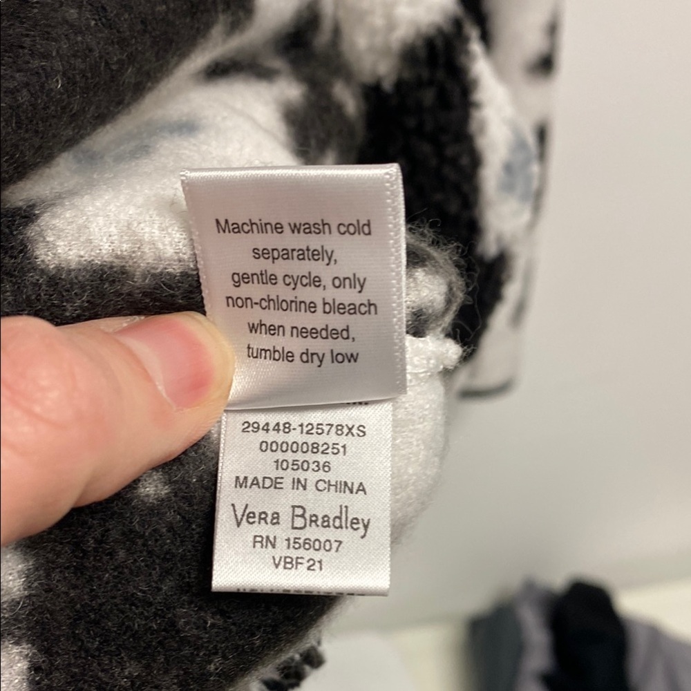 Vera Bradley Black and White Fleece Pullover - Picture 8 of 9